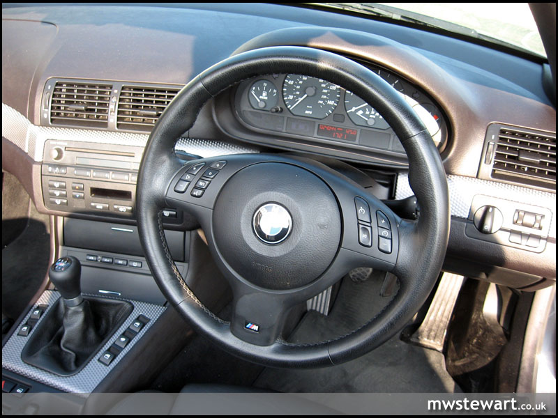 E46 M3 CSL Steering Wheel The CSL steering wheel can be fitted to all cars
